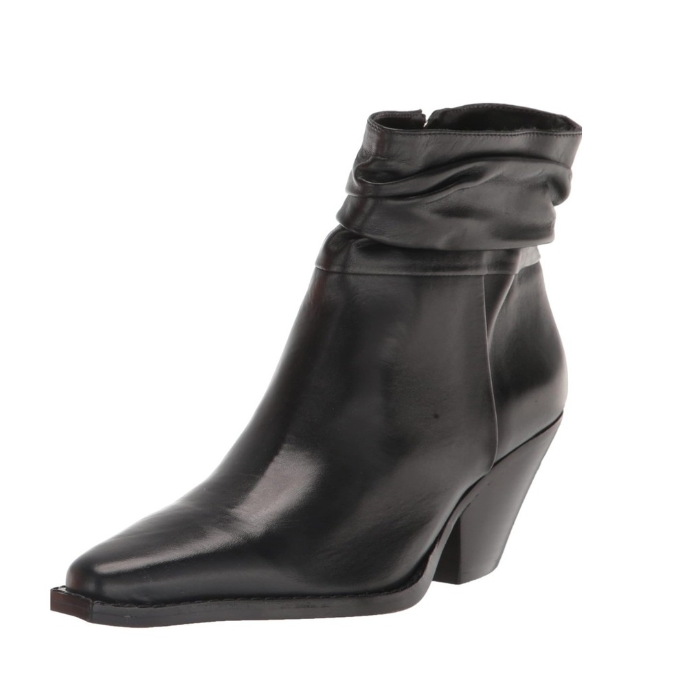 Vince Camuto Nerlinji Black Leather Slouchy Pointed Toe Ankle Boots 7.5M